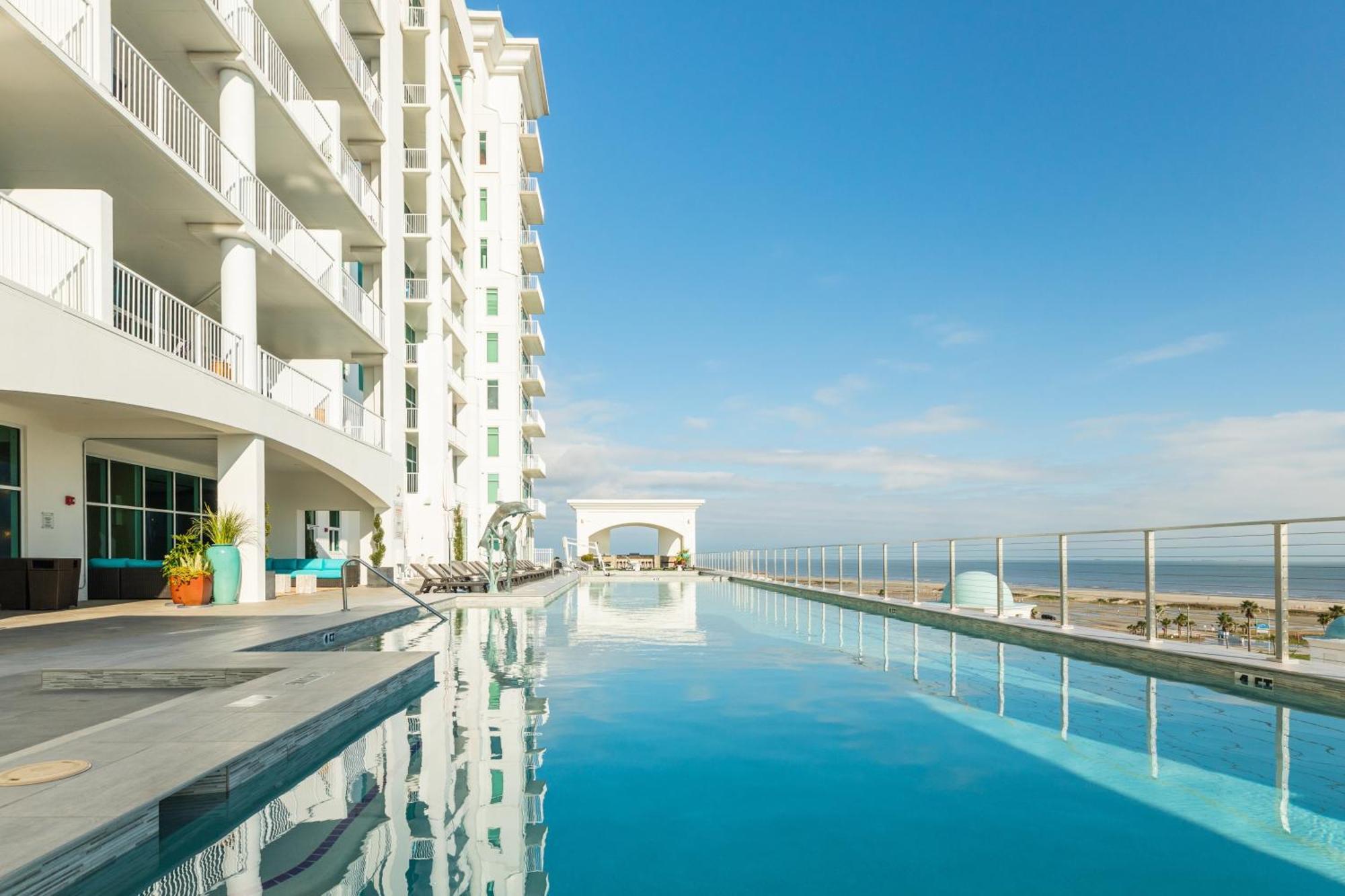 Апартаменты The Emerald By The Sea 715 Галвестон Экстерьер фото